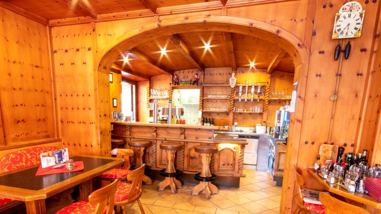 Café Pension Alpina Innsbruck Extérieur photo
